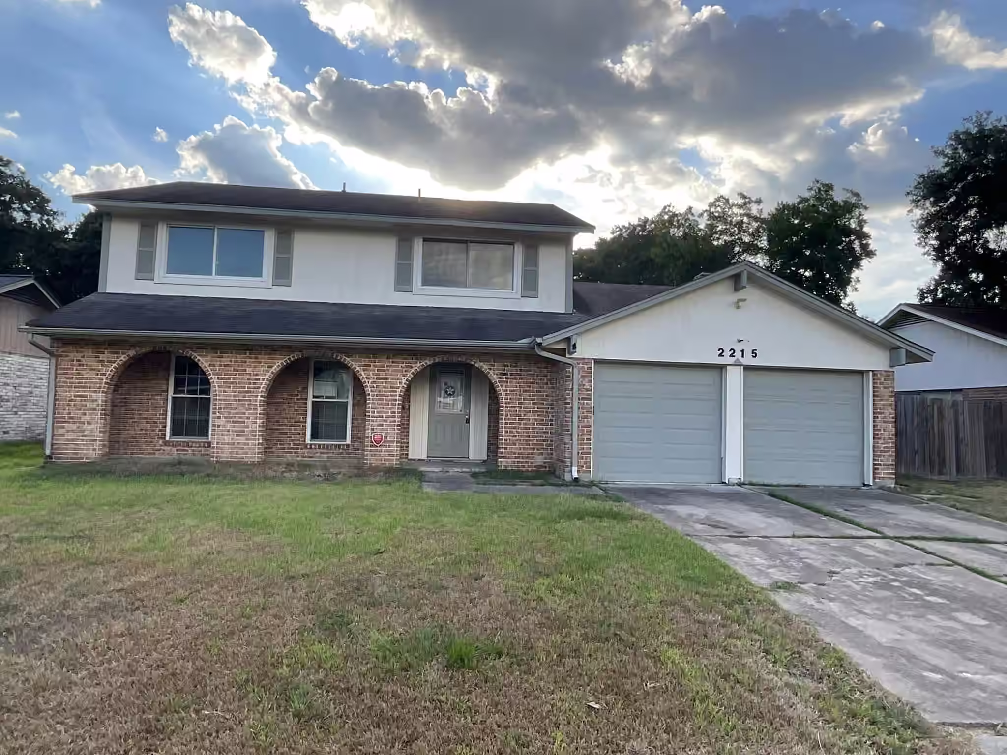 Photo 3 of 2215 Blindlake Drive, Houston, TX