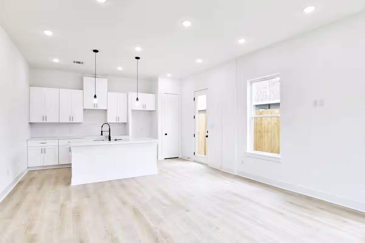 Photo 3 of 5123 Larkspur Street B, Houston, TX