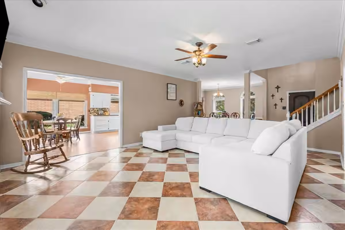 Photo 7 of 4318 Island Hills Drive, Pasadena, TX