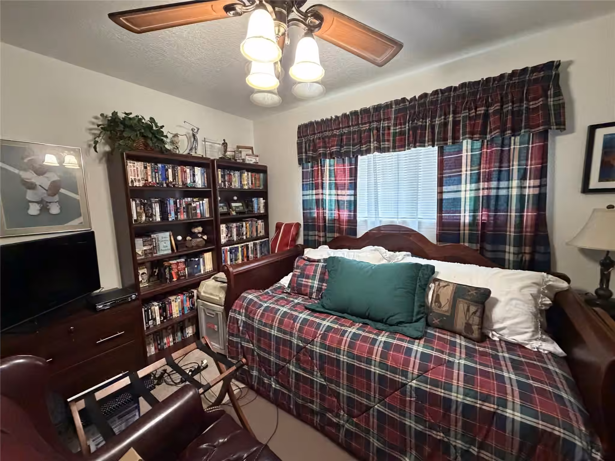 Photo 6 of 9618 S Caraway Lane, Houston, TX