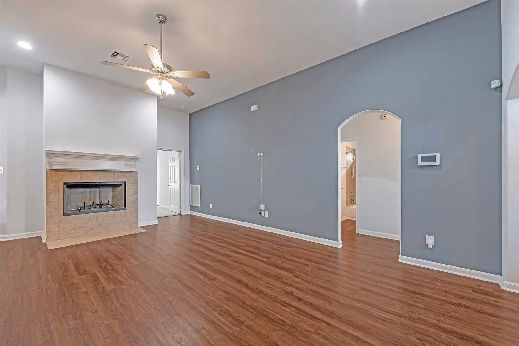 Photo 6 of 8107 Grandview Street, Houston, TX