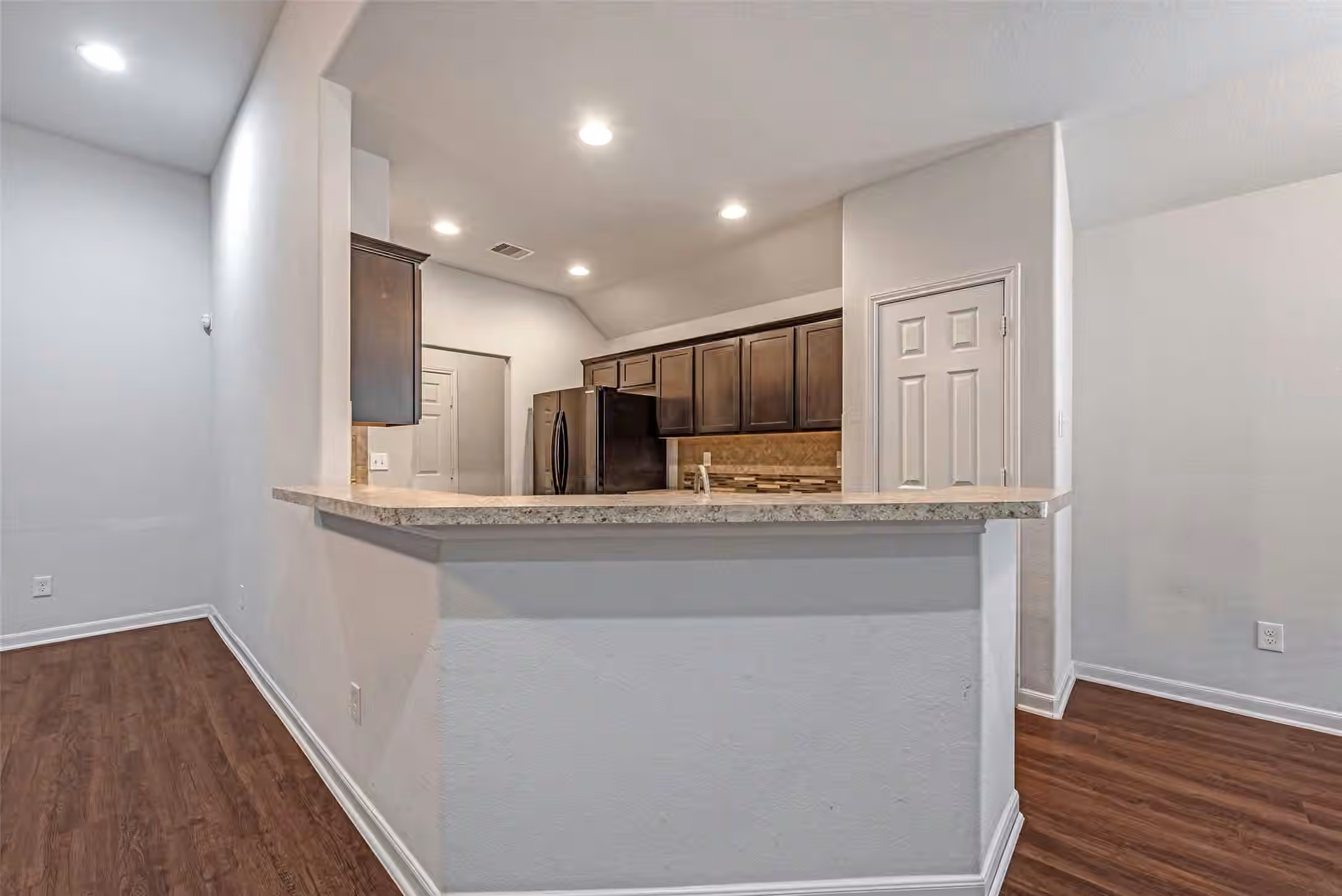 Photo 7 of 8107 Grandview Street, Houston, TX