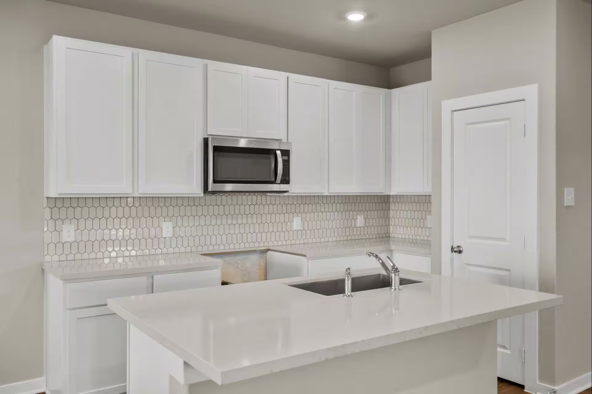 Photo 4 of 2939 Wind Cave Lane, Rosharon, TX
