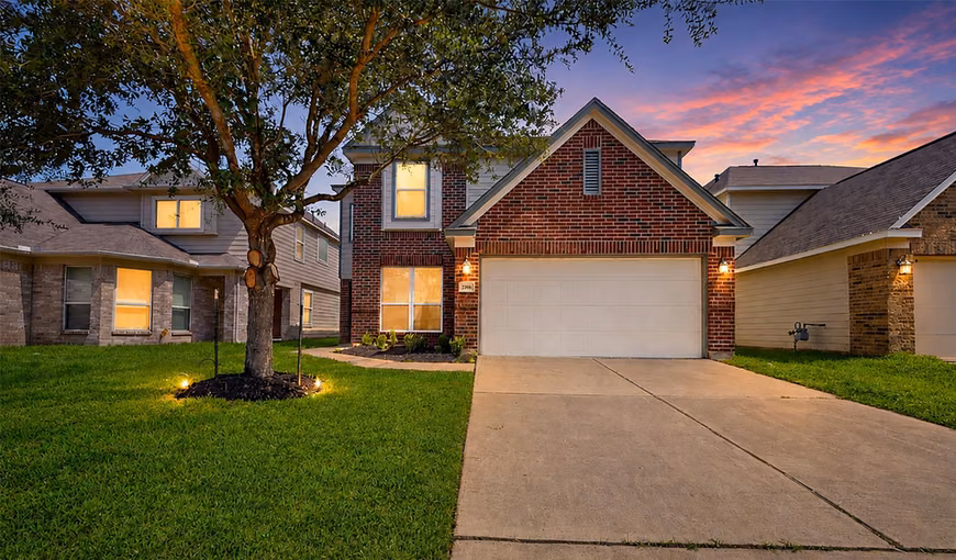 Photo of 2818 N Red Birch Circle, Houston, TX 77038