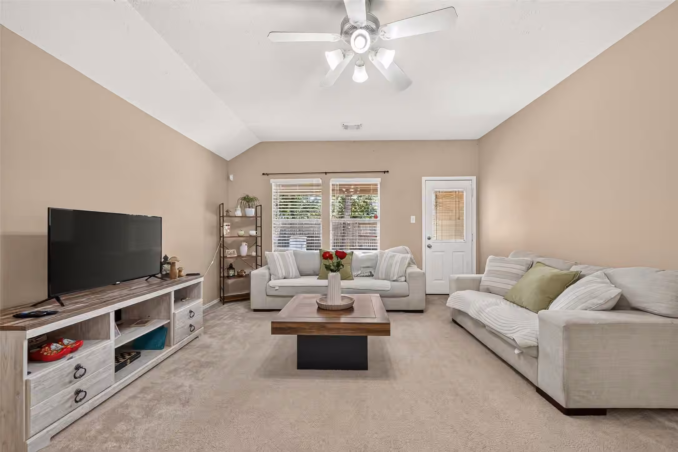 Photo 4 of 30 S Vesper Bend Circle, Spring, TX