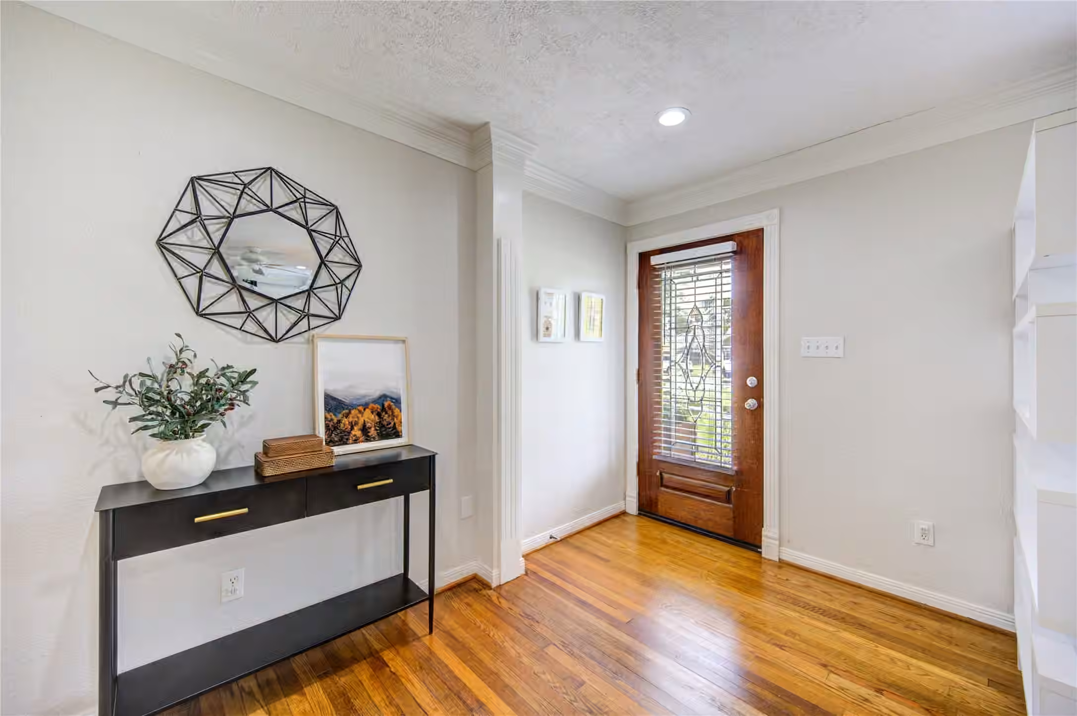 Photo 6 of 231 W 31st Street, Houston, TX