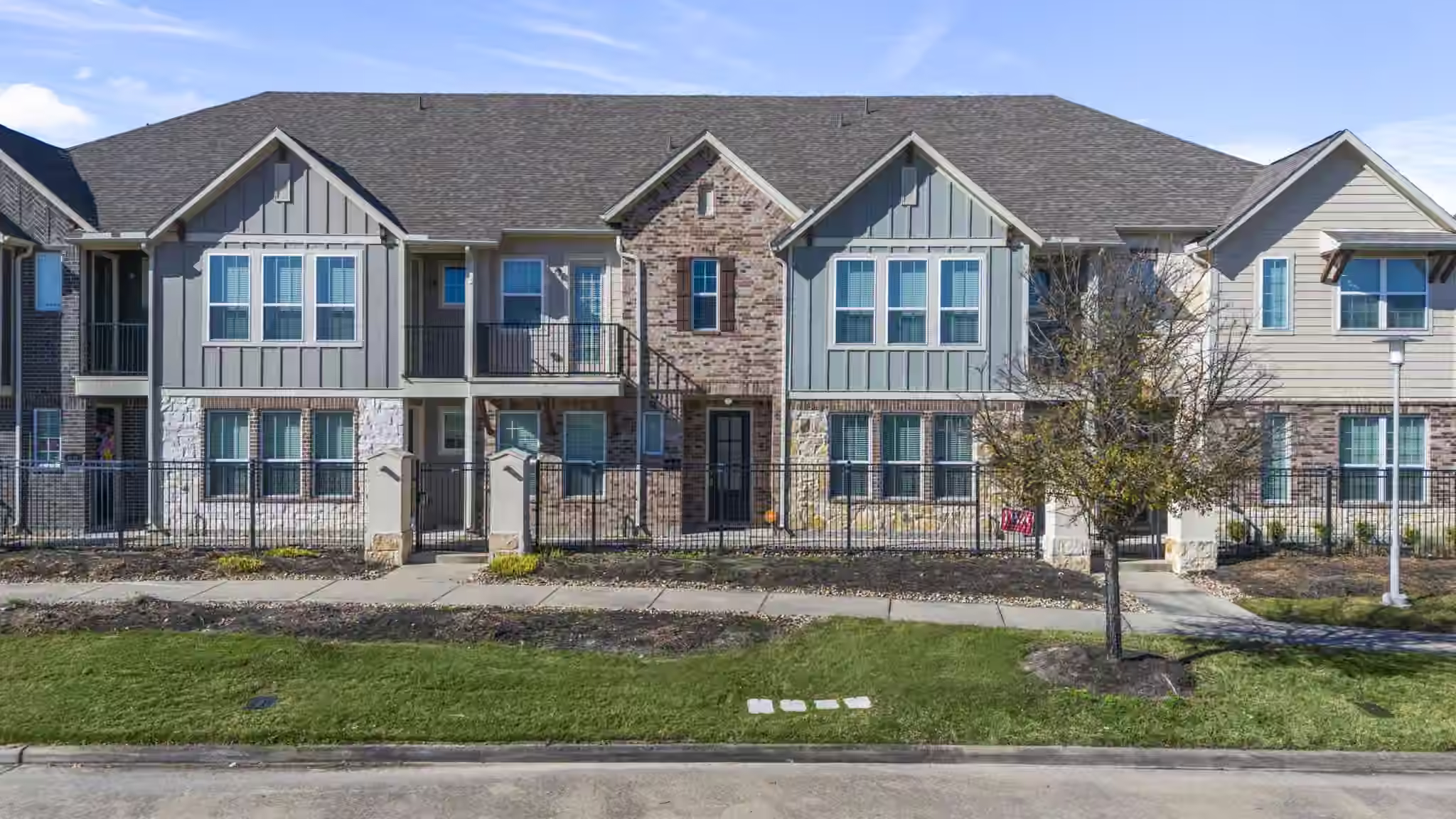 Photo 3 of 9443 Towne Lake Parkway, Cypress, TX
