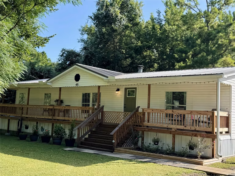 Photo 2 of 45 Arizona Lane, Huntsville, TX