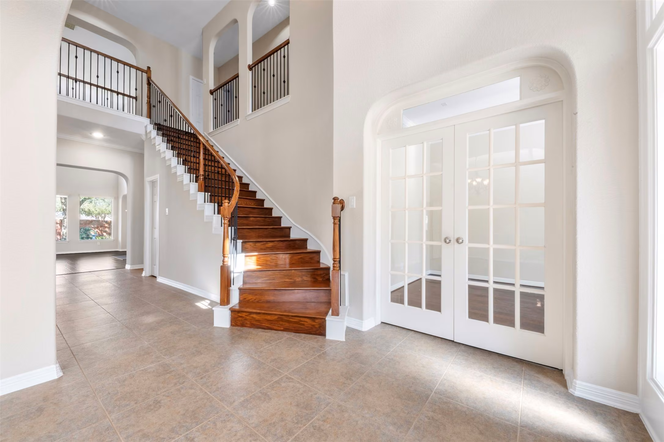 Photo 3 of 9227 Hummingbird Lane, Missouri City, TX