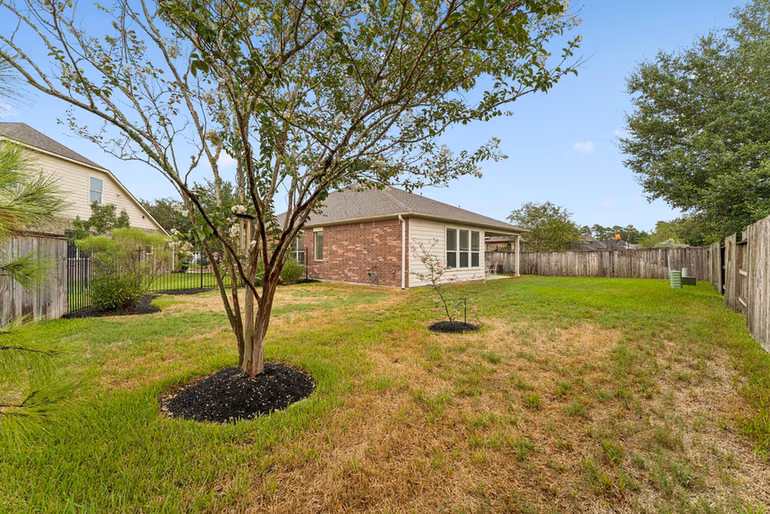 Photo 4 of 47 Canterborough Place, The Woodlands, TX