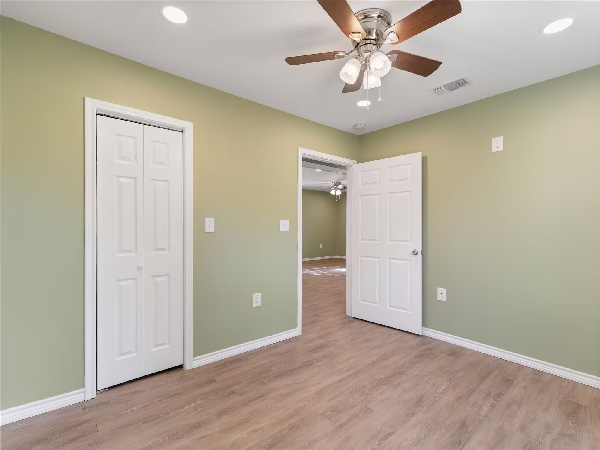 Photo 7 of 2110 Horn Road, Bay City, TX