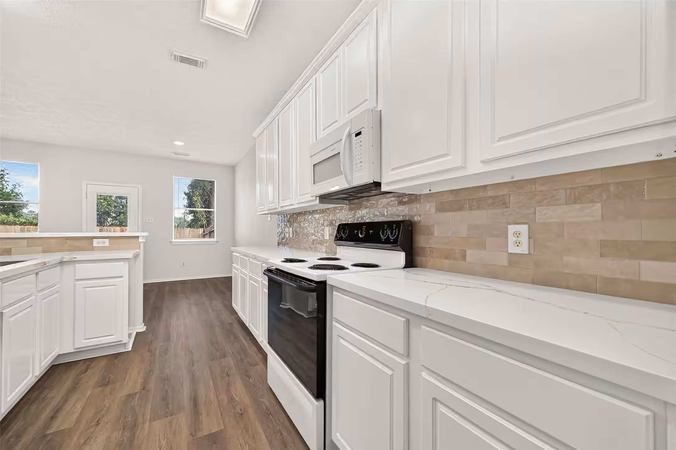 Photo 7 of 3211 Atherton Canyon Lane, Houston, TX
