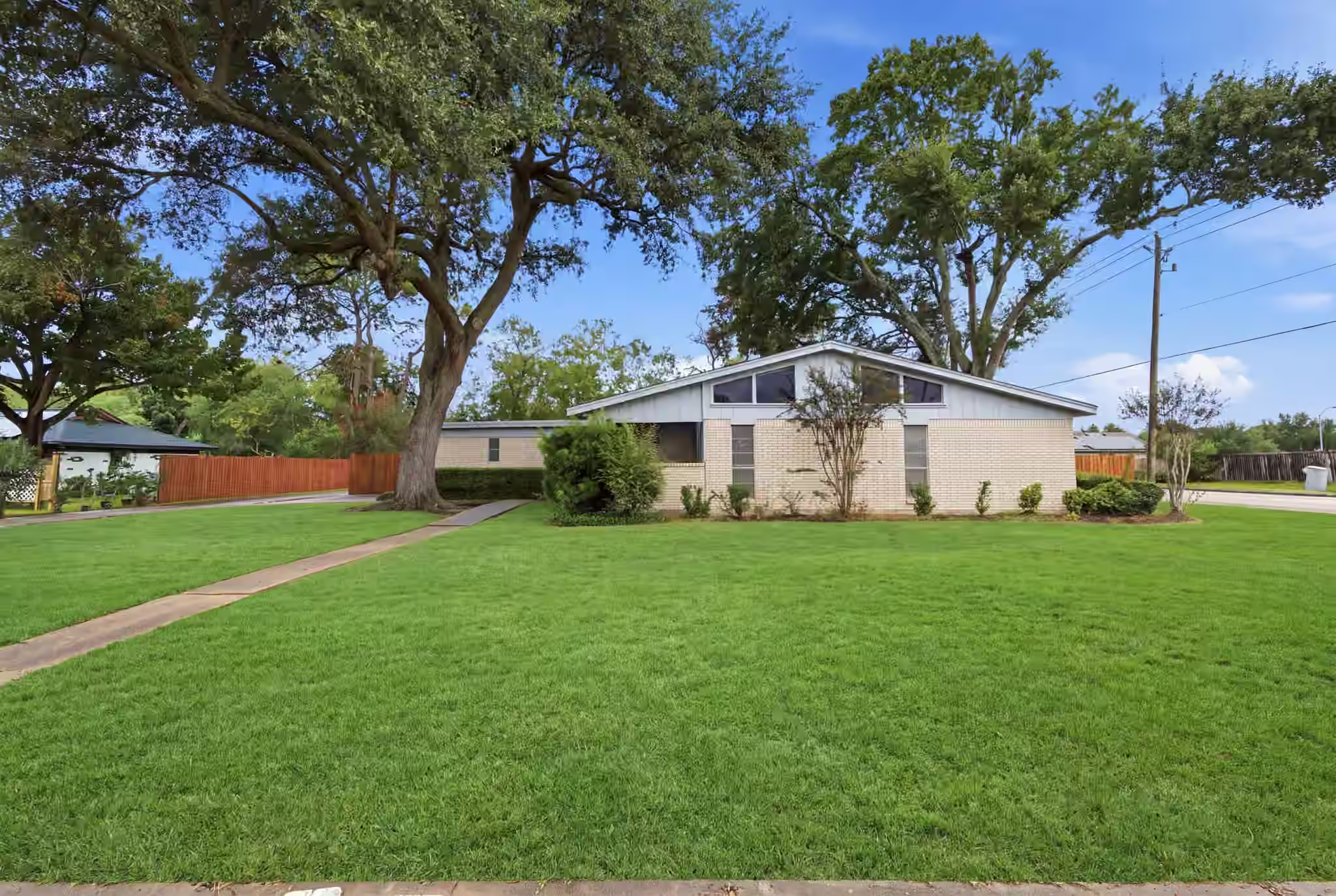 Photo of 3135 Main Avenue, Rosenberg, TX 77471