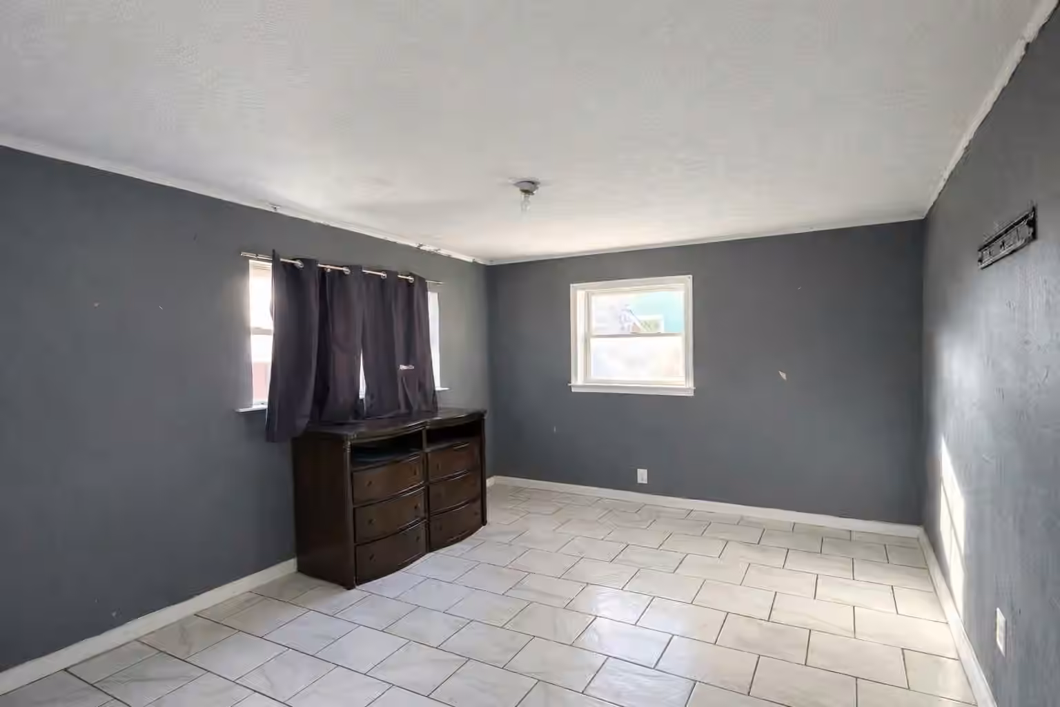 Photo 6 of 2919 Staples Street, Houston, TX