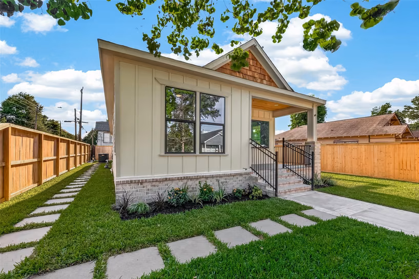 Photo 4 of 301 Vincent Street, Houston, TX