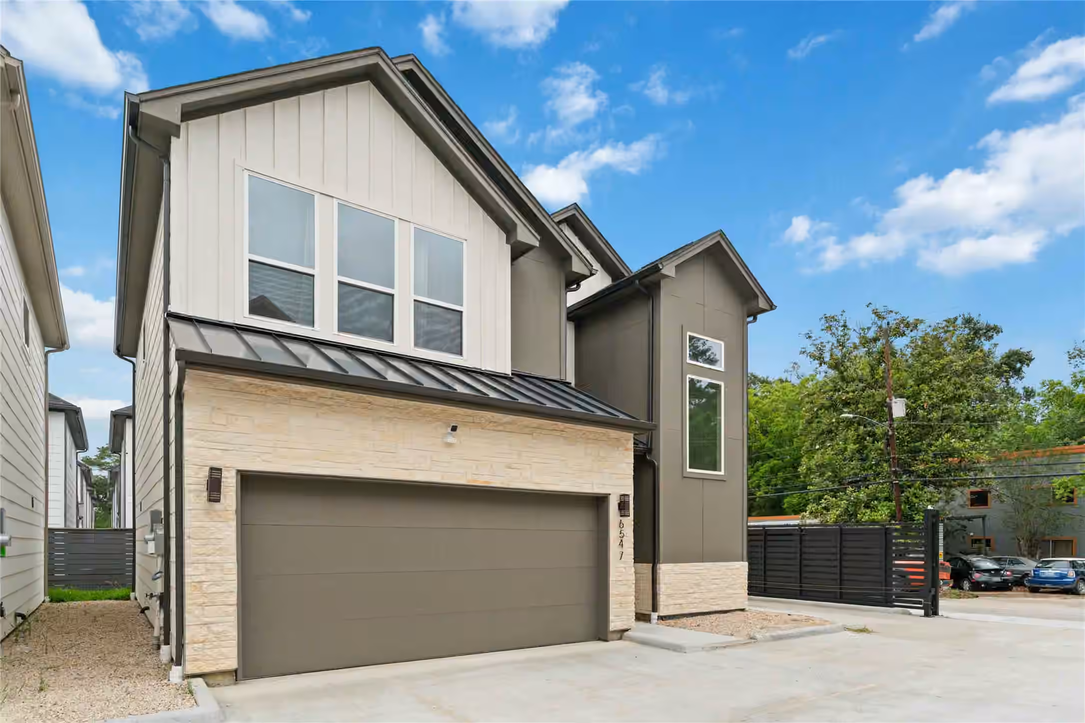 Photo 2 of 6539 Sealey Street, Houston, TX