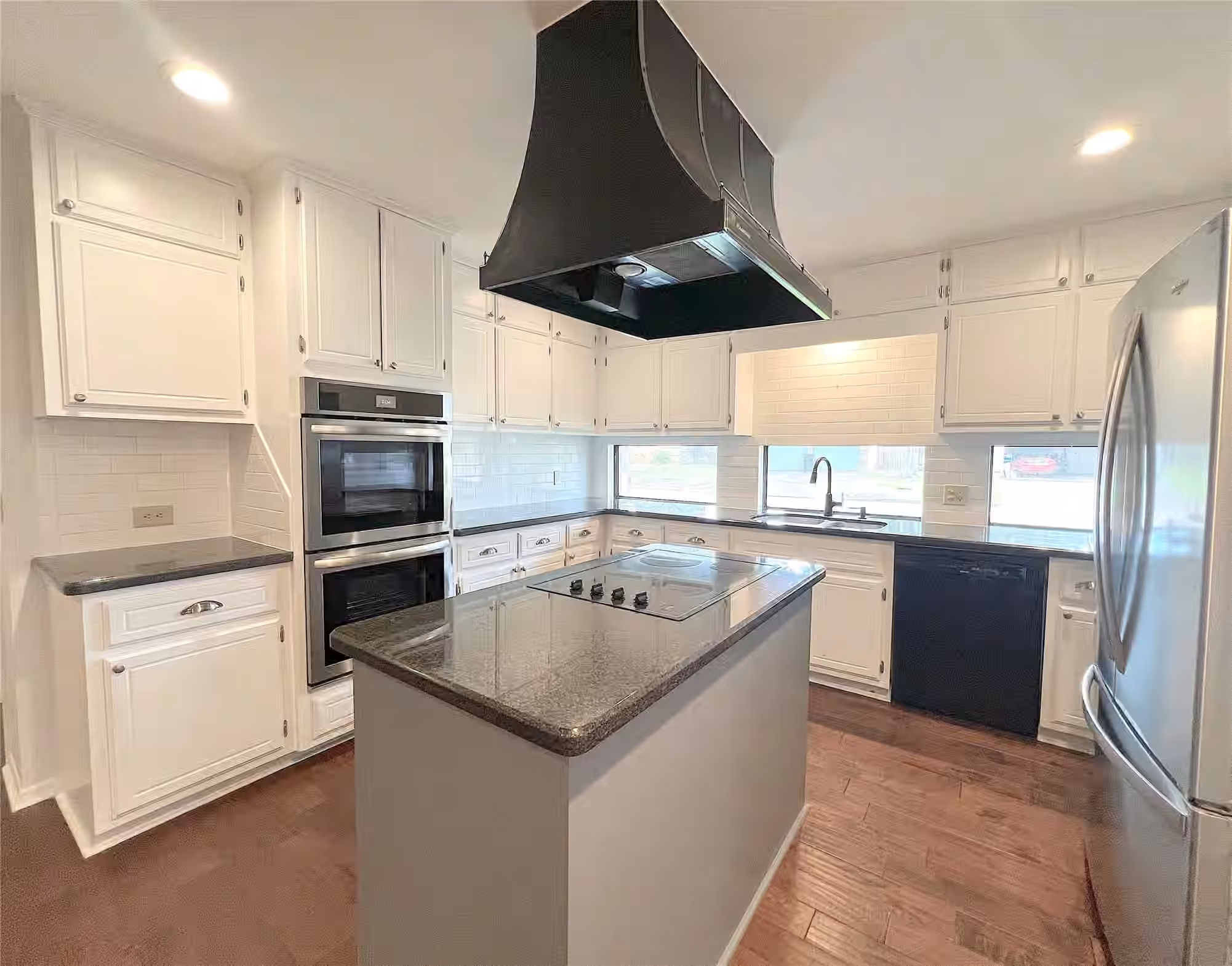 Photo 7 of 2902 Willow Creek Drive, El Campo, TX