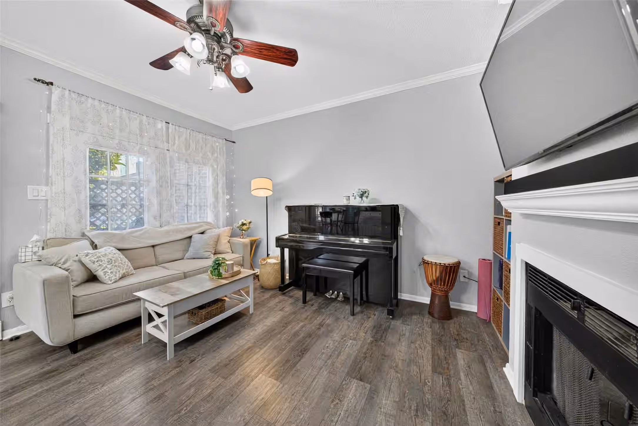 Photo 3 of 2121 El Paseo Street 1703, Houston, TX