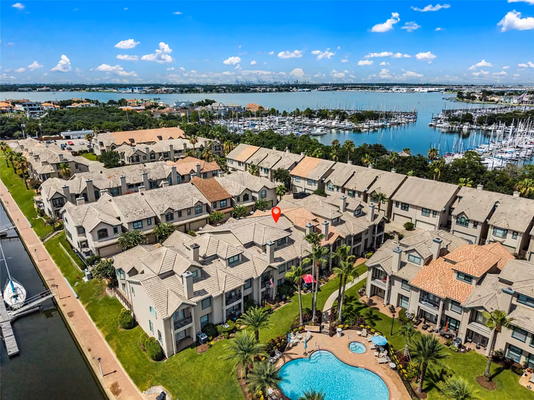 Photo 2 of 488 Mariners Drive, Kemah, TX