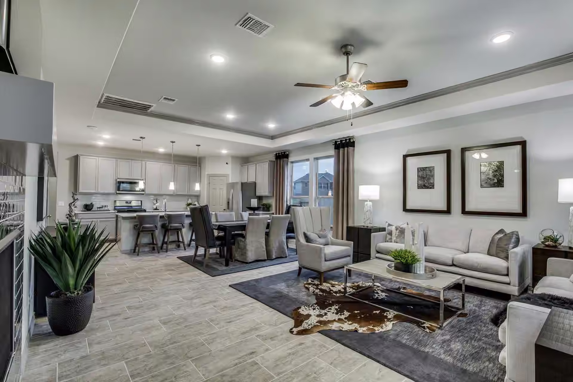 Photo 5 of 18210 Ellerden Forest Drive, Tomball, TX