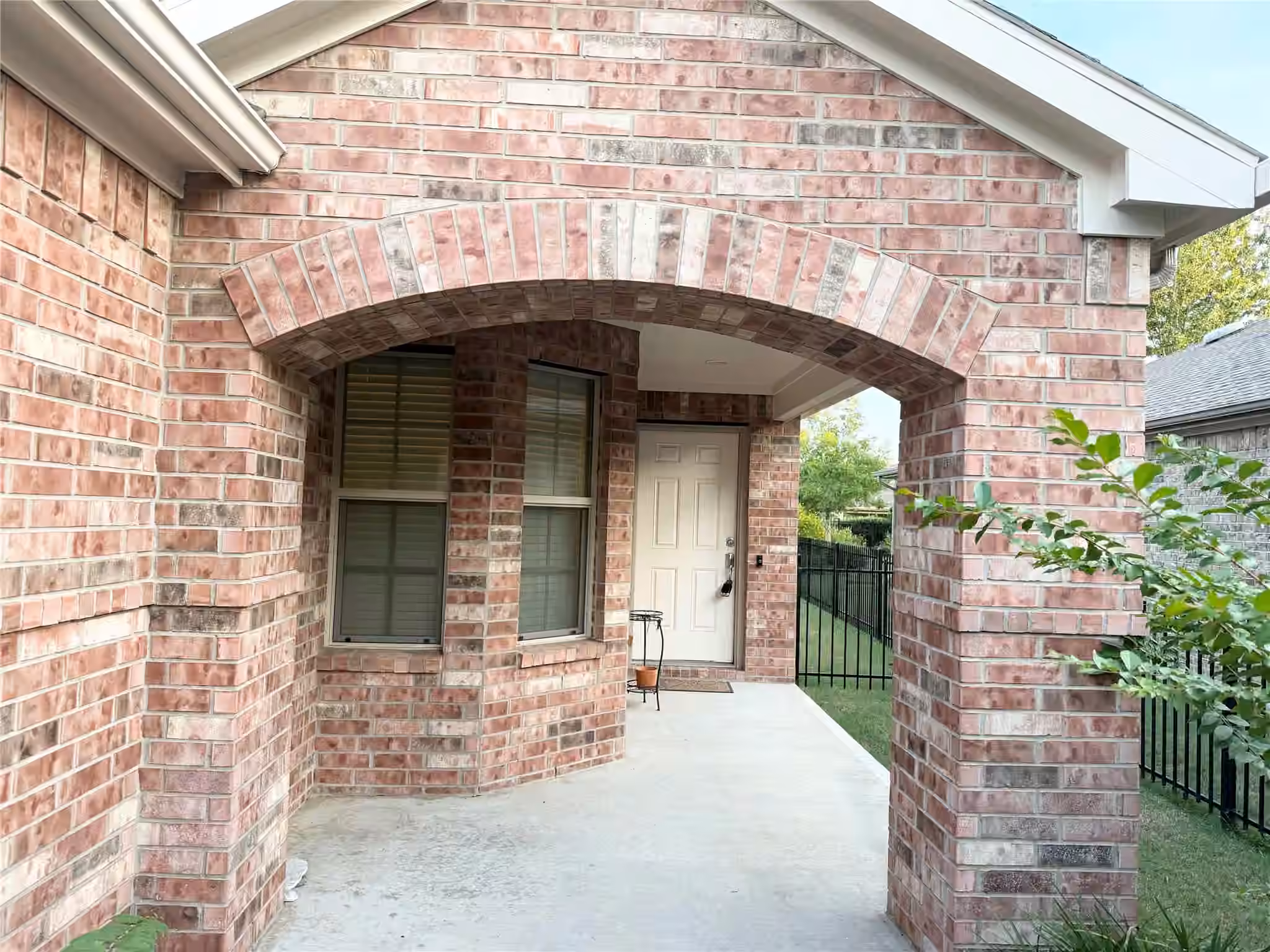 Photo 2 of 1115 Catalpa Drive, Richmond, TX