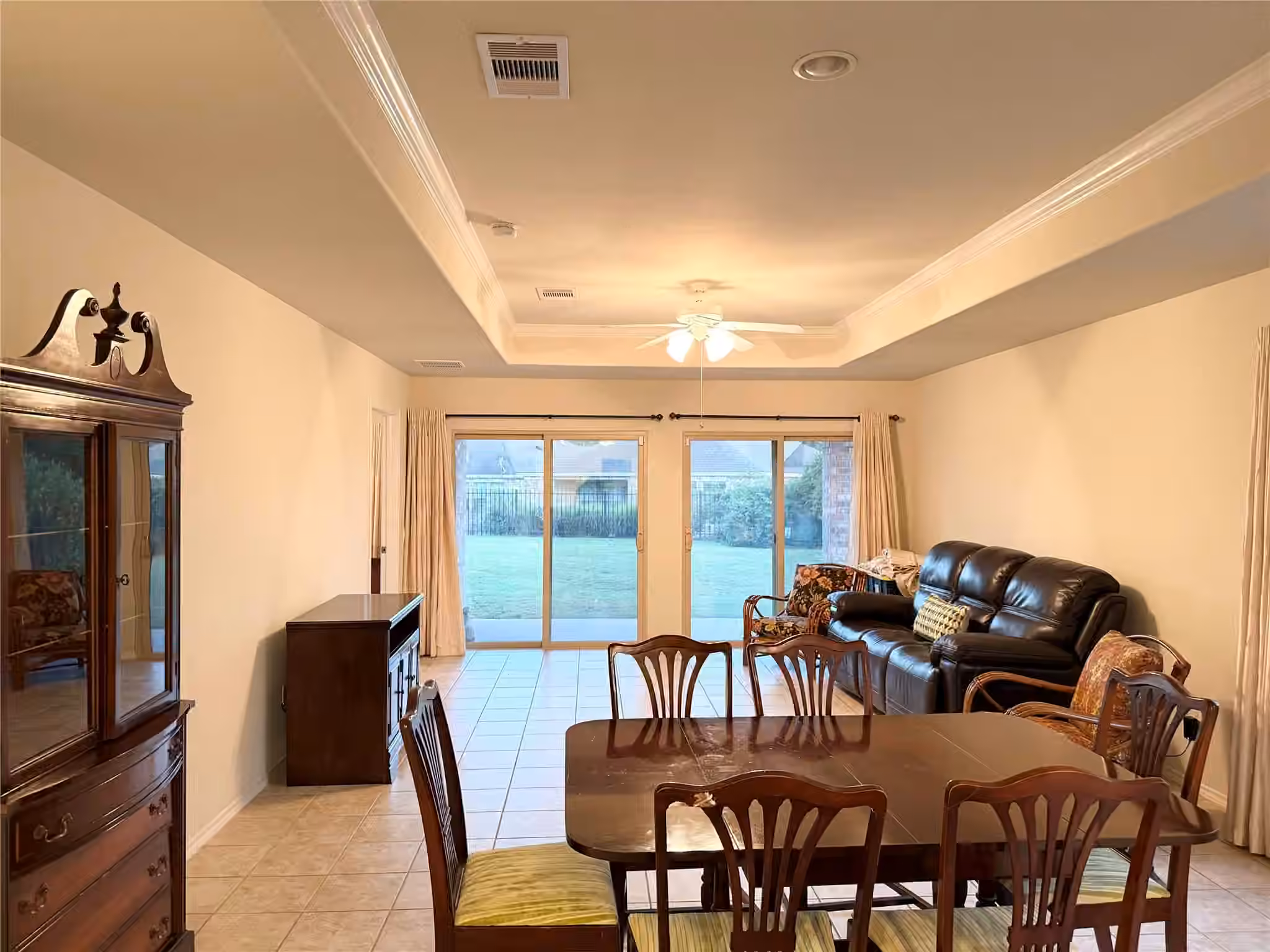 Photo 5 of 1115 Catalpa Drive, Richmond, TX