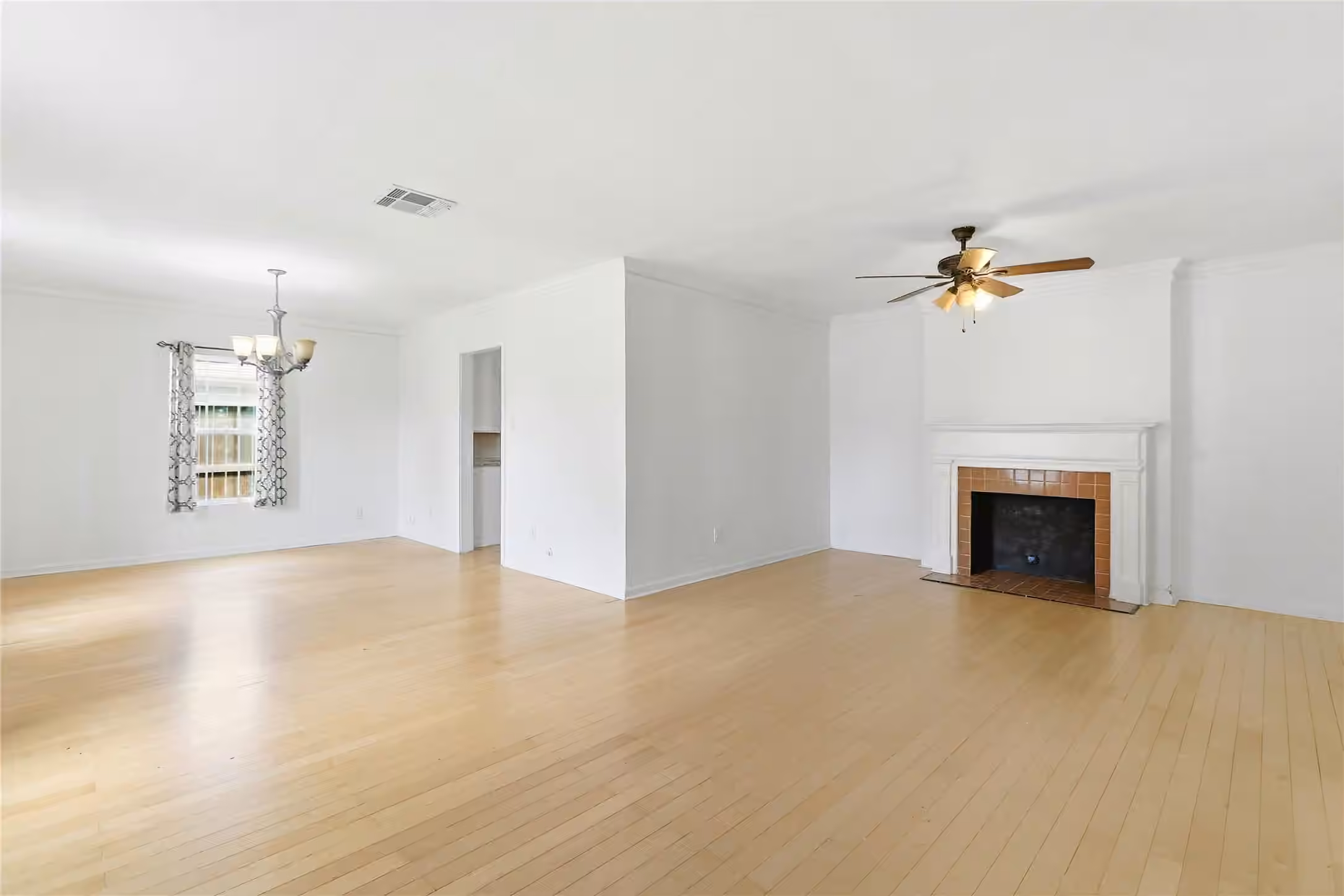 Photo 5 of 3855 Arbor Street, Houston, TX