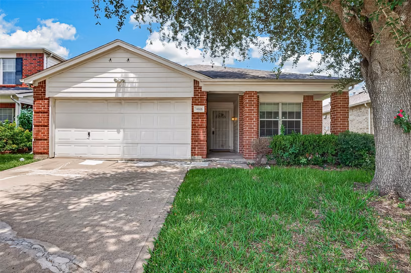 Photo of 14926 Sugar Stone Drive, Sugar Land, TX 77498
