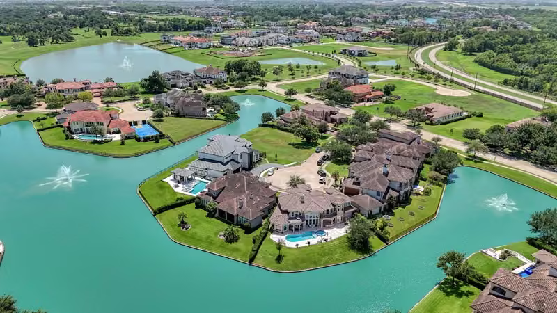 Photo of 5623 Waters Landing Lane, Richmond, TX 77469