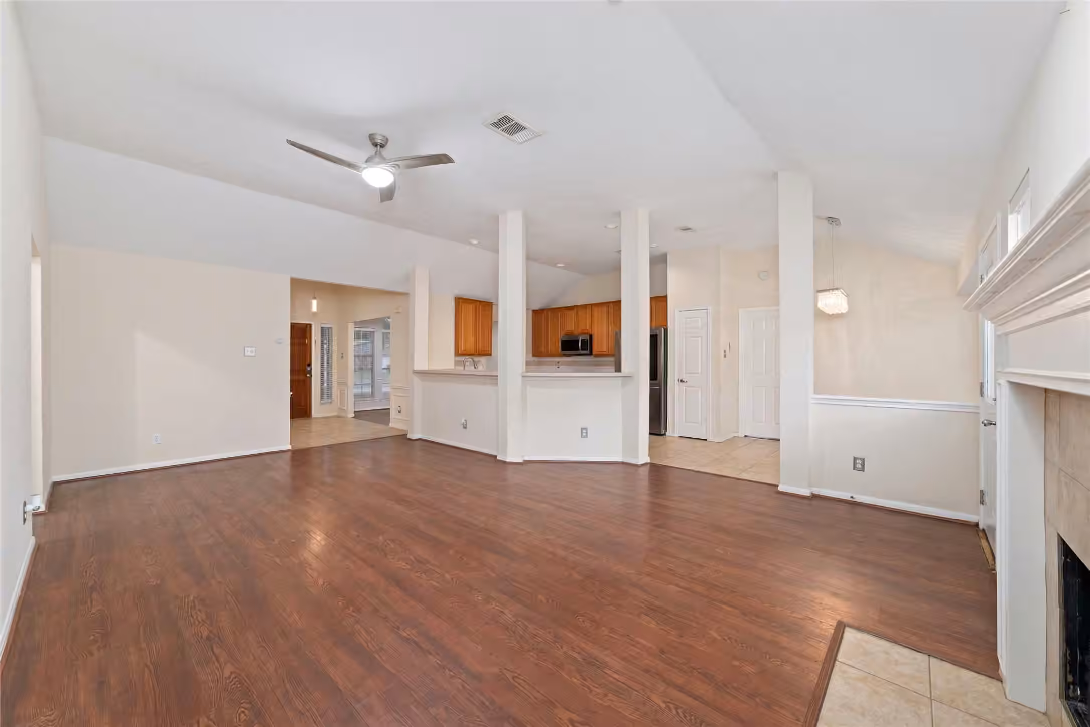 Photo 5 of 1535 Freeman Avenue, Katy, TX