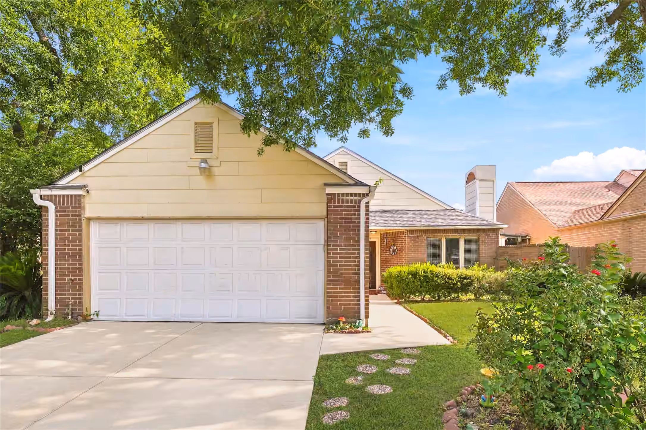 Photo of 8226 Misty Ridge Lane, Houston, TX
