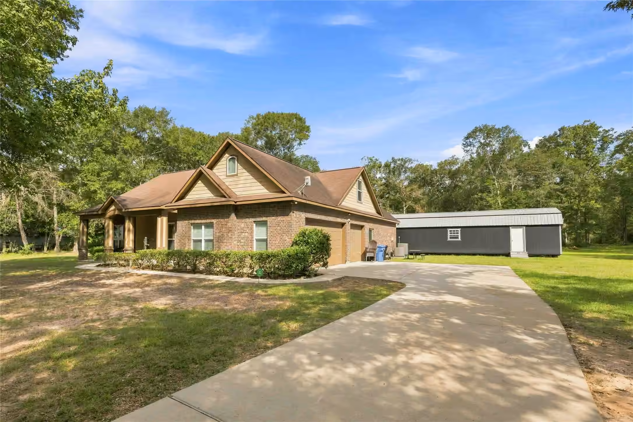 Photo 5 of 21015 Angus Drive, Cleveland, TX
