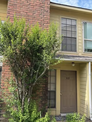 Photo 5 of 10501 South Drive 303, Houston, TX