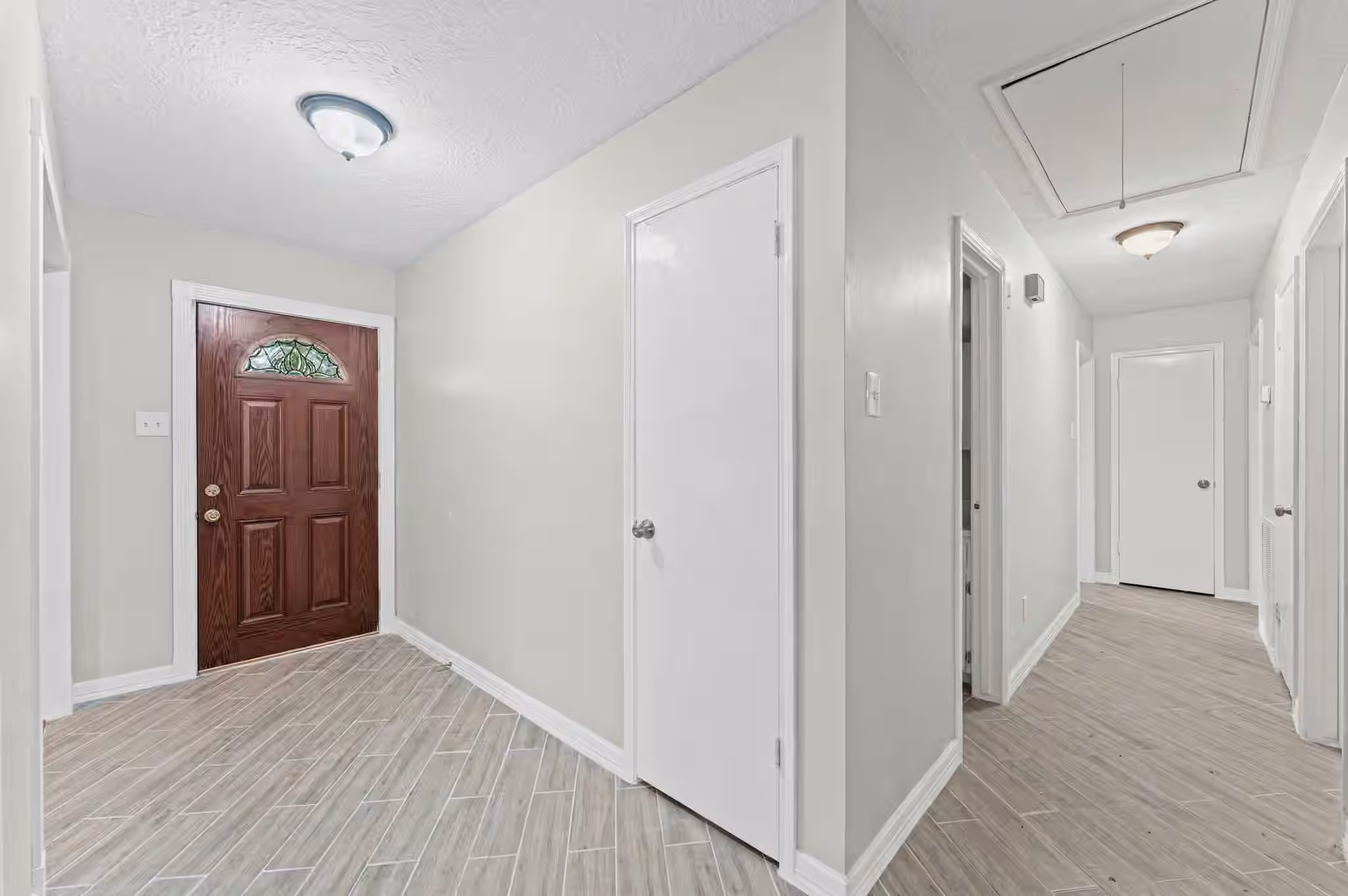 Photo 5 of 4205 Queenswood Street, Baytown, TX