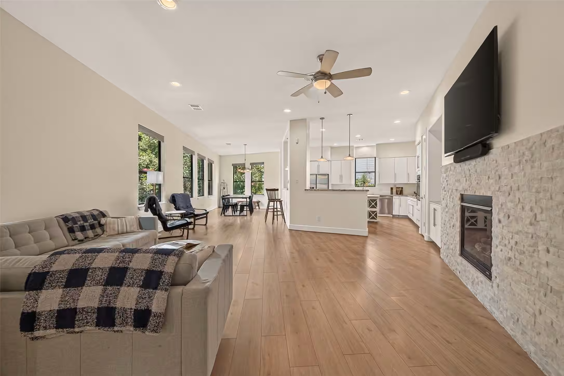 Photo 7 of 1767 Michigan Street, Houston, TX