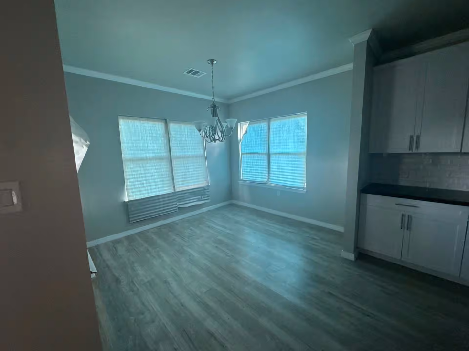 Photo 3 of 5211 Rue Street, Houston, TX