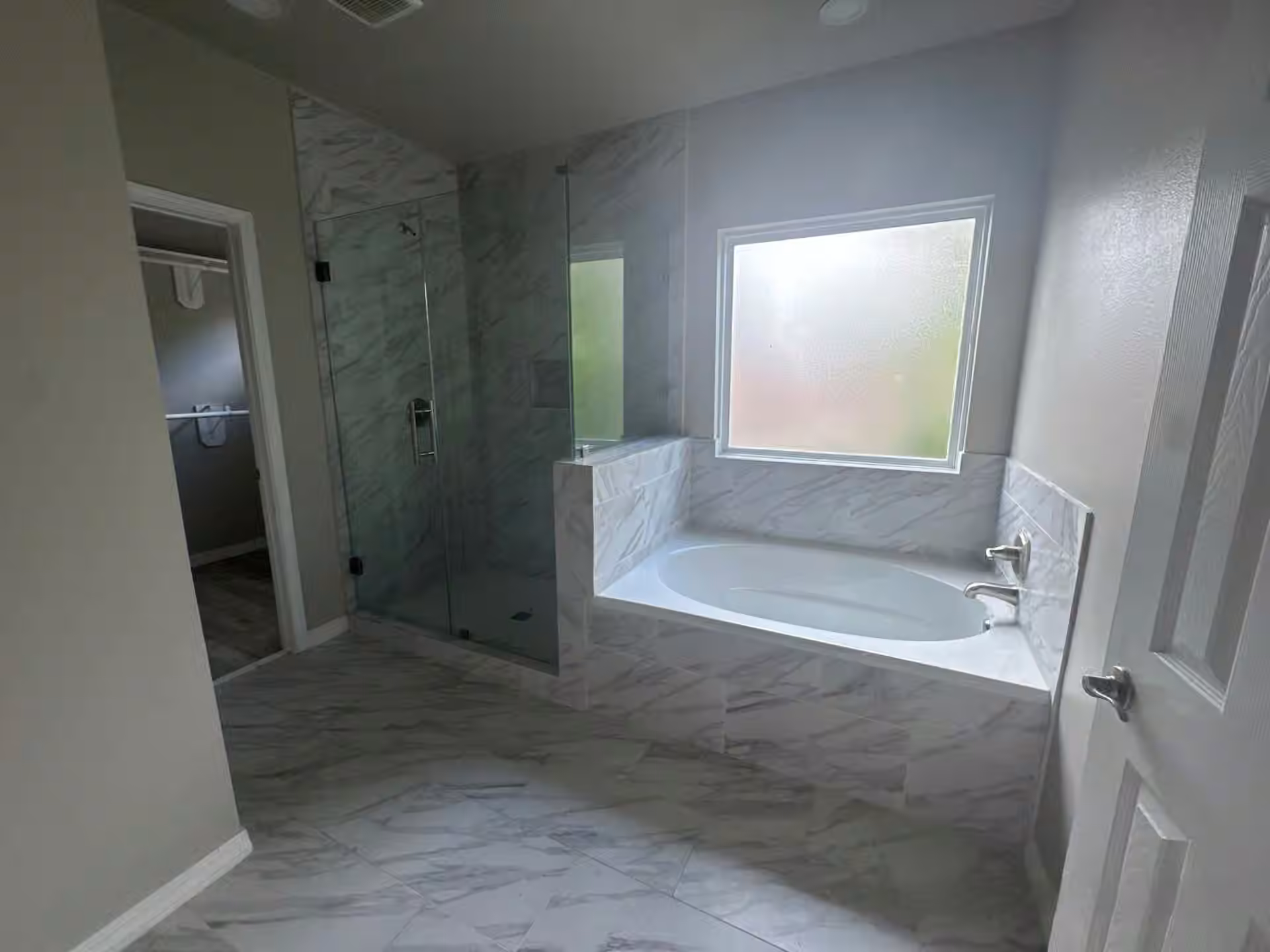 Photo 5 of 5211 Rue Street, Houston, TX