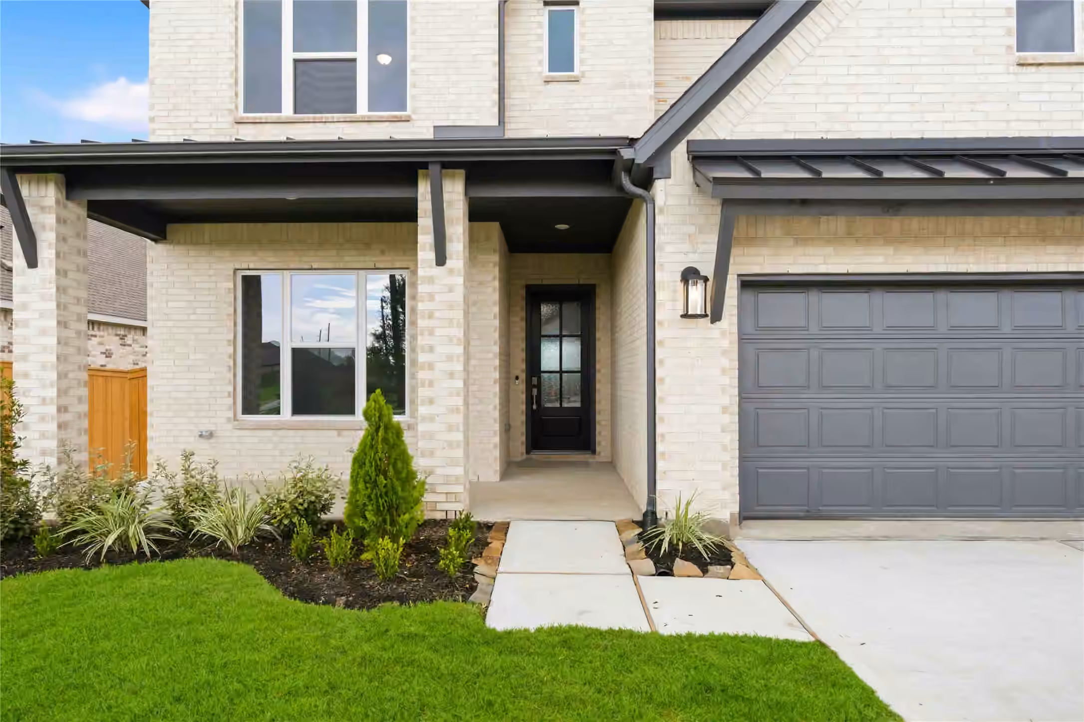 Photo 3 of 2718 Jasper Oaks Drive, Rosharon, TX