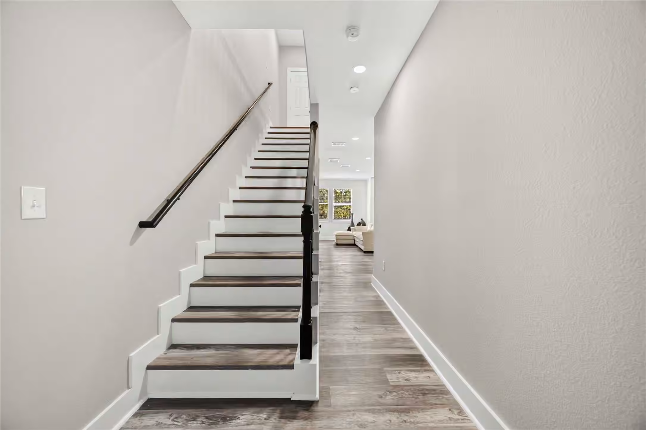 Photo 5 of 3806 Sayers Street, Houston, TX