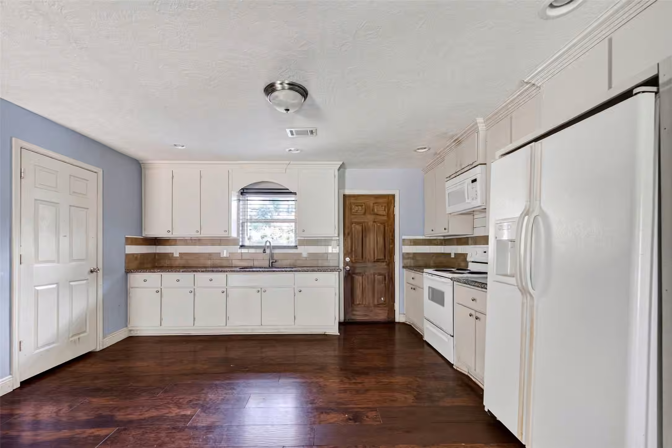Photo 7 of 7213 Rhobell Street, Houston, TX
