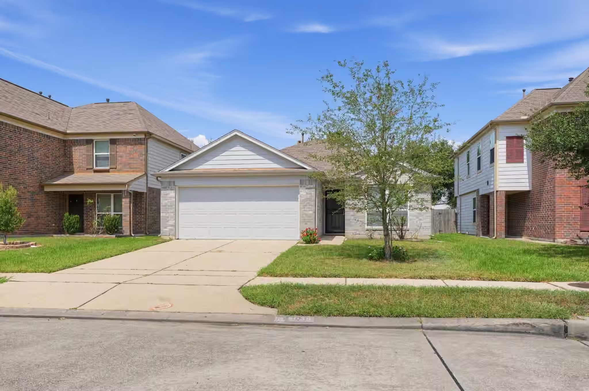 Photo 2 of 5035 Blue Spruce Hill Street, Humble, TX 77346