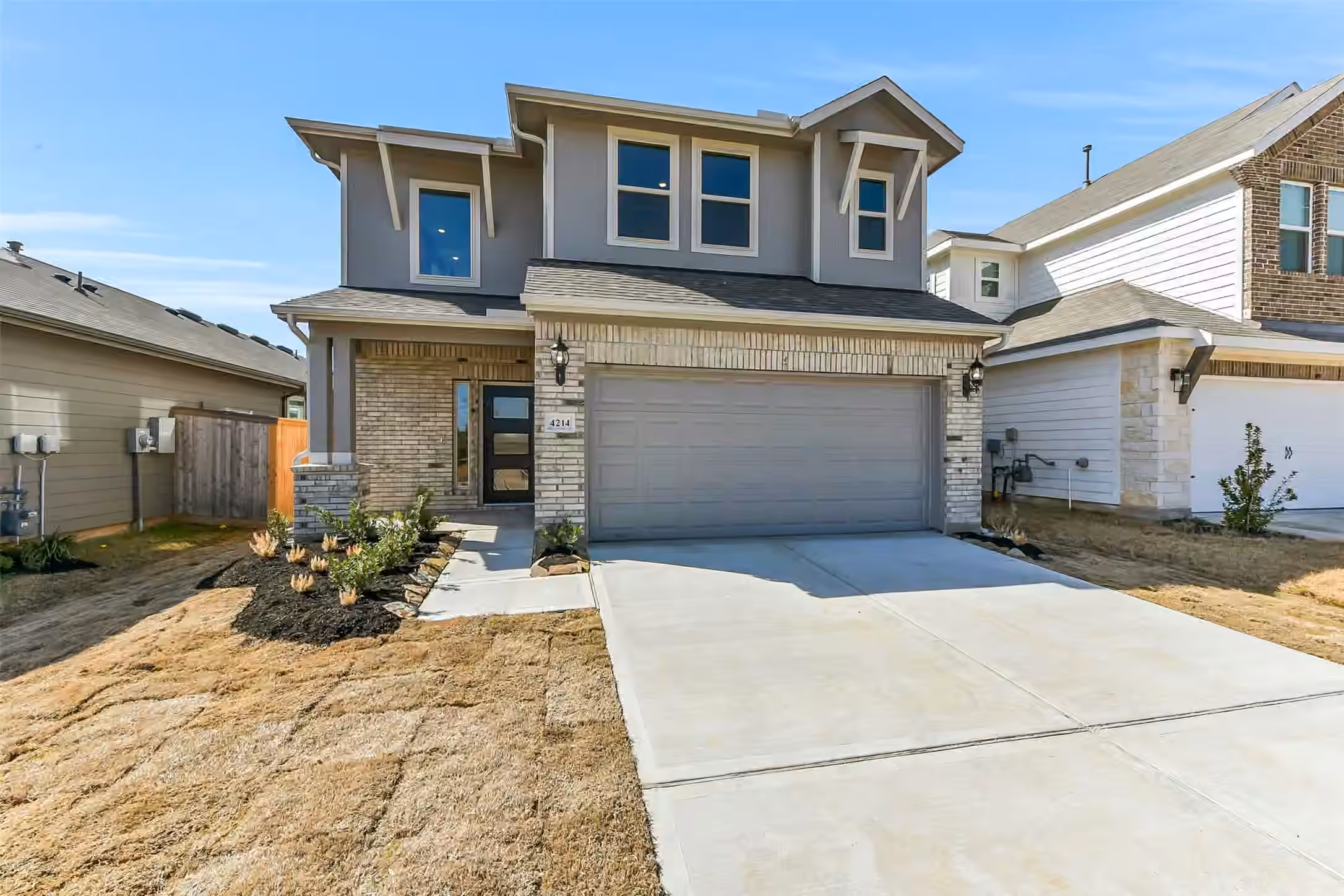 Photo 2 of 4214 Red Cedar Ring Lane, Pinehurst, TX