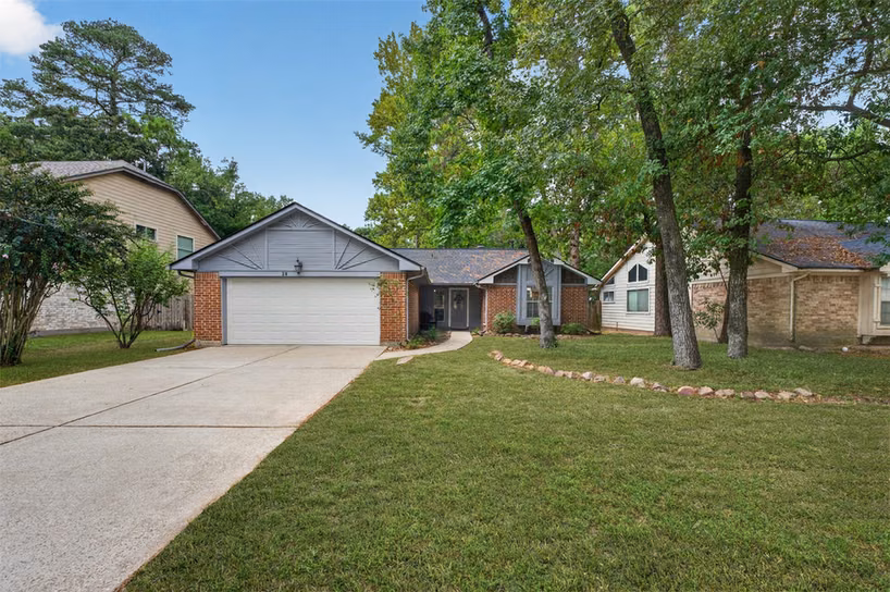 Photo 4 of 28 S Rain Forest Court, The Woodlands, TX