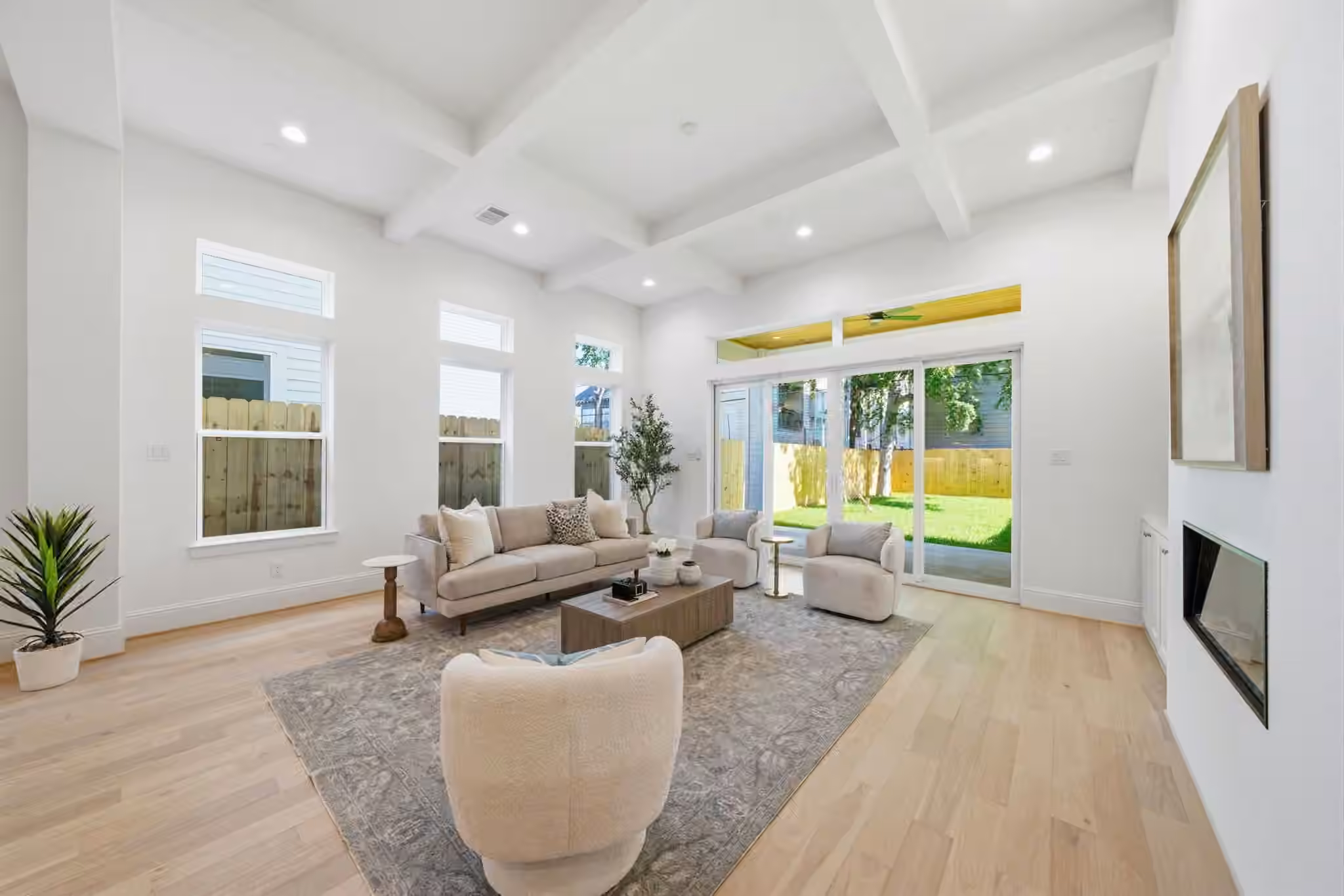 Photo 6 of 609 W 27th Street, Houston, TX