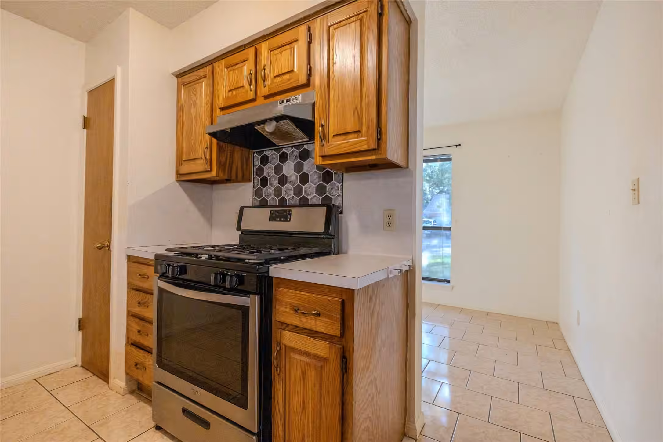 Photo 6 of 13 Columbella Street, Bay City, TX