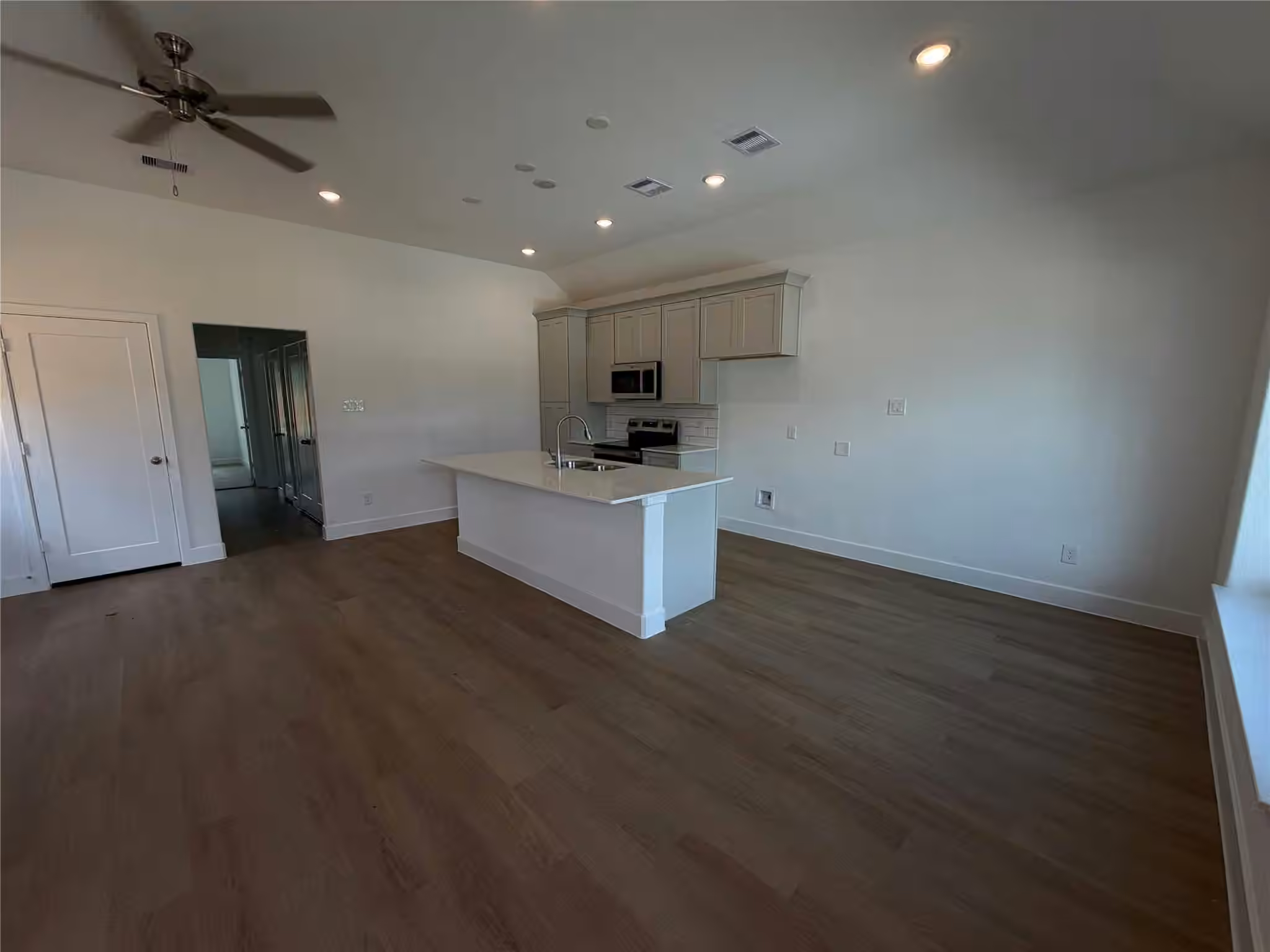 Photo 2 of 16701 Eastchase Street, Montgomery, TX