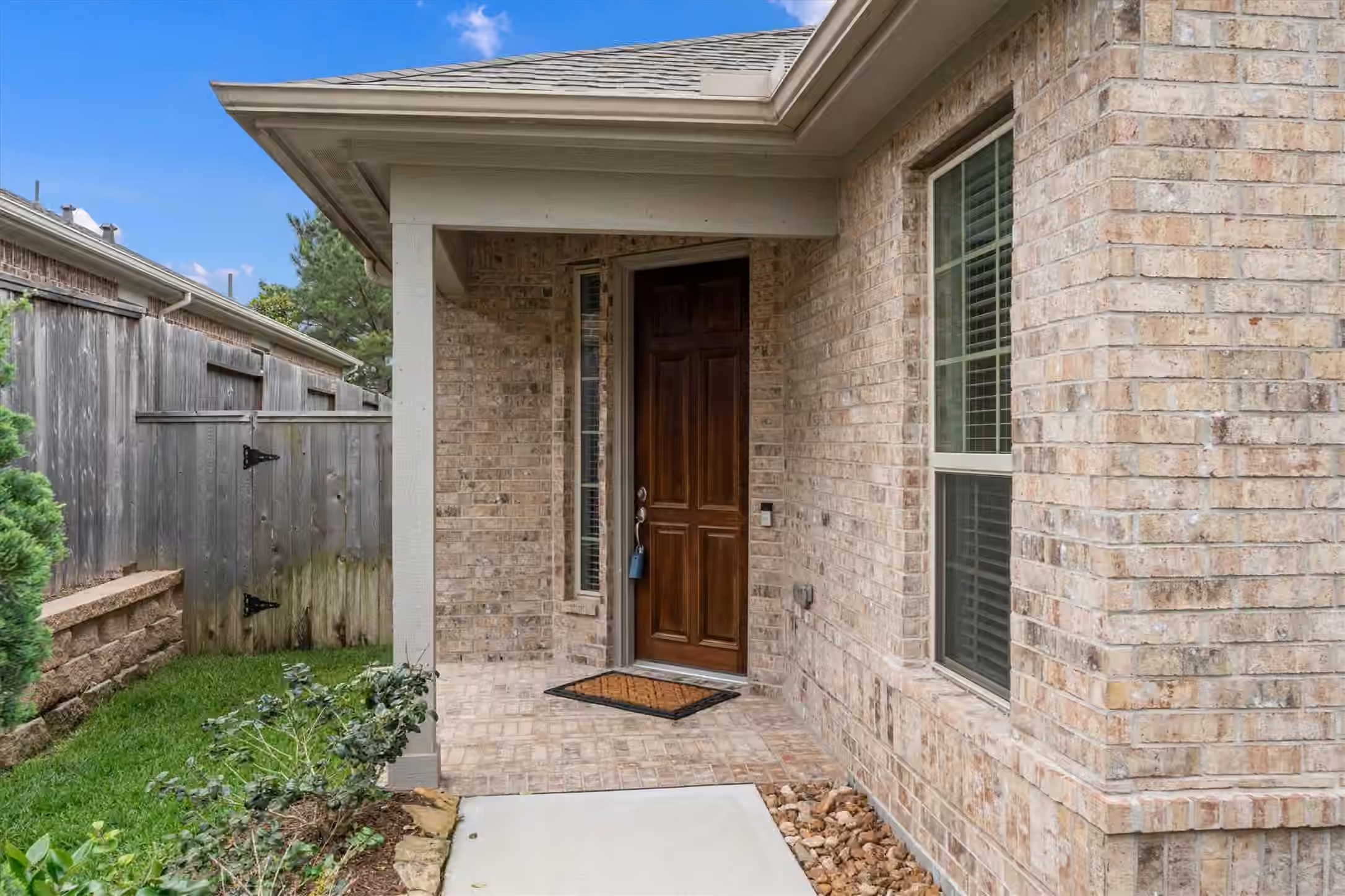 Photo 5 of 106 E Silky Sephora Court, Montgomery, TX