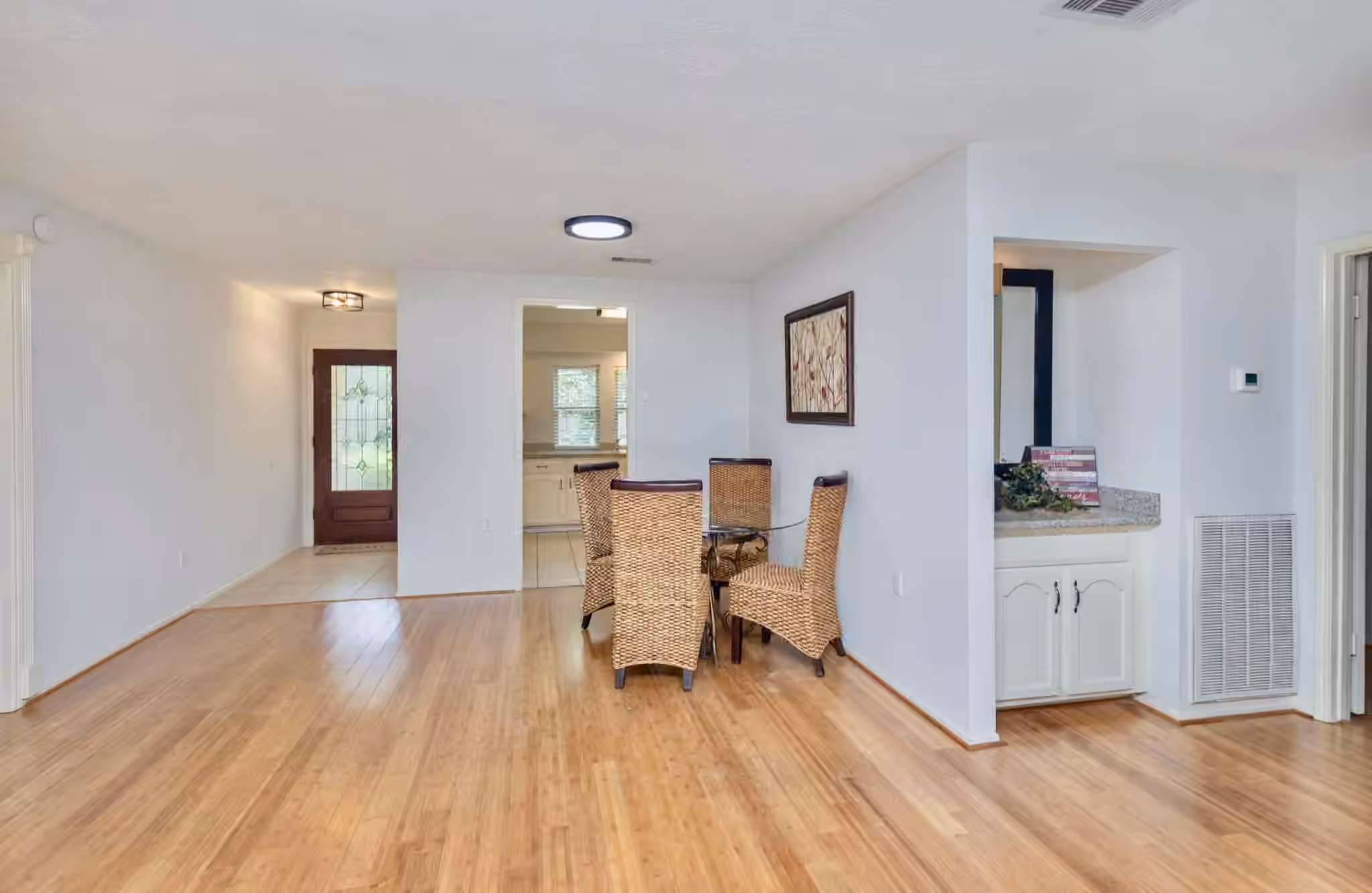 Photo 4 of 2711 Quail Valley East Drive, Missouri City, TX