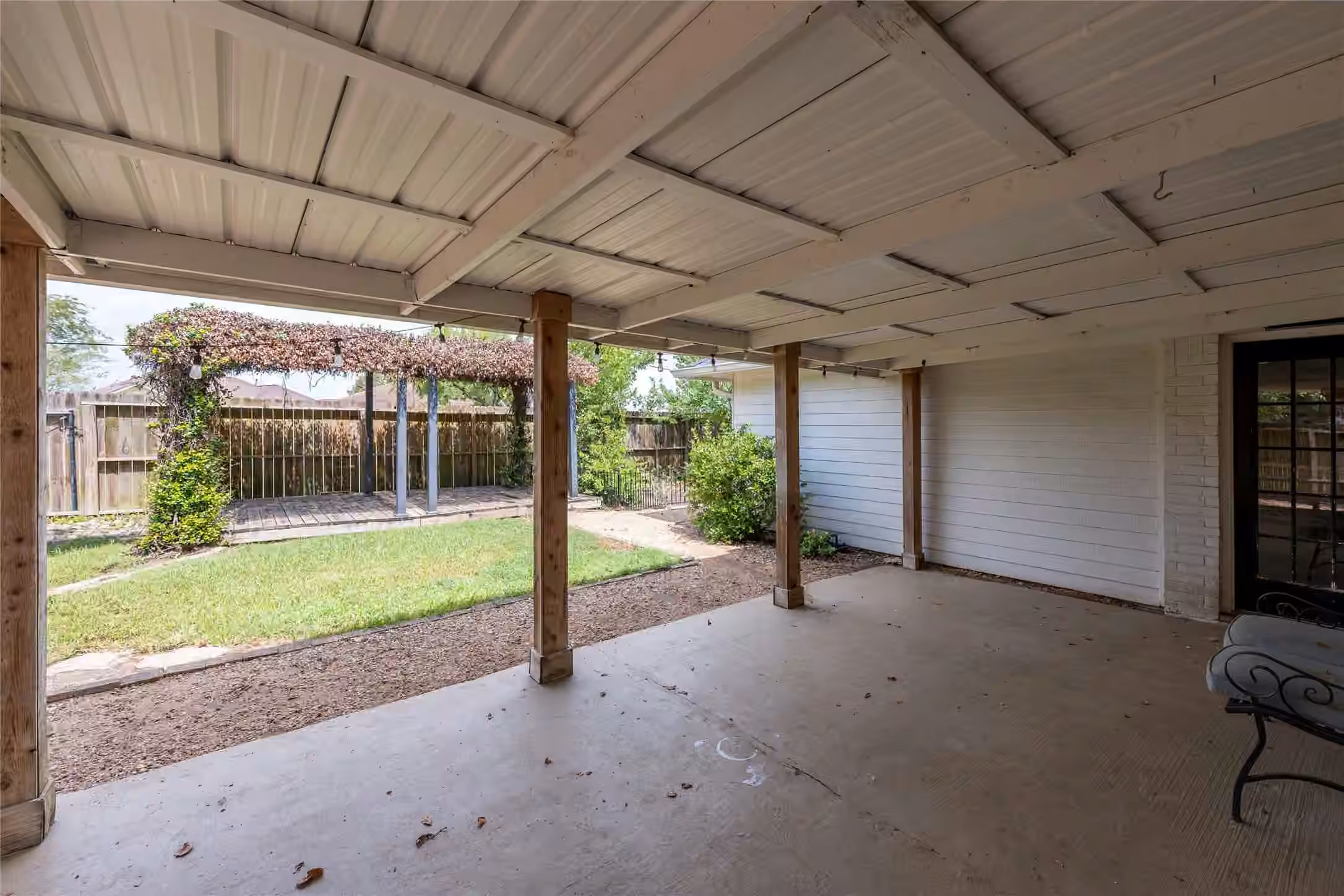 Photo 4 of 5501 Pecos Street, Dickinson, TX