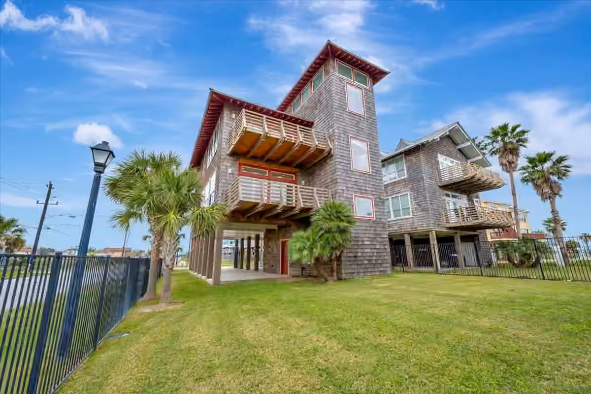 Photo 3 of 1202 Todville Road, Seabrook, TX